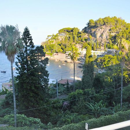 B&B A Due Passi Dal Mare ตาออร์มินา ภายนอก รูปภาพ