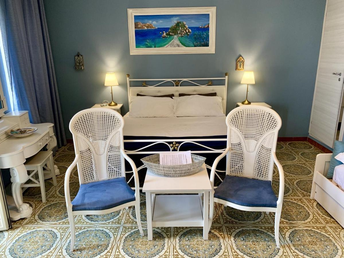 B&B A Due Passi Dal Mare ตาออร์มินา ภายนอก รูปภาพ