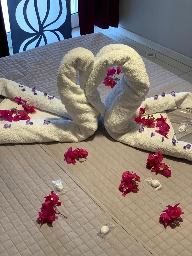 B&B A Due Passi Dal Mare ตาออร์มินา ภายนอก รูปภาพ